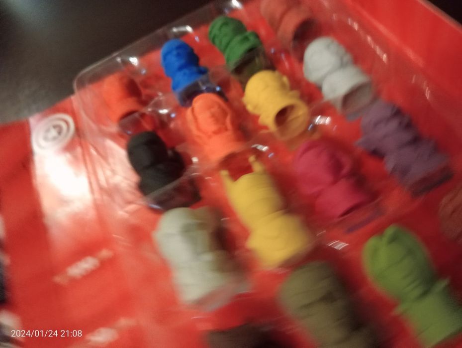 Ластики книга набор Marvel mania