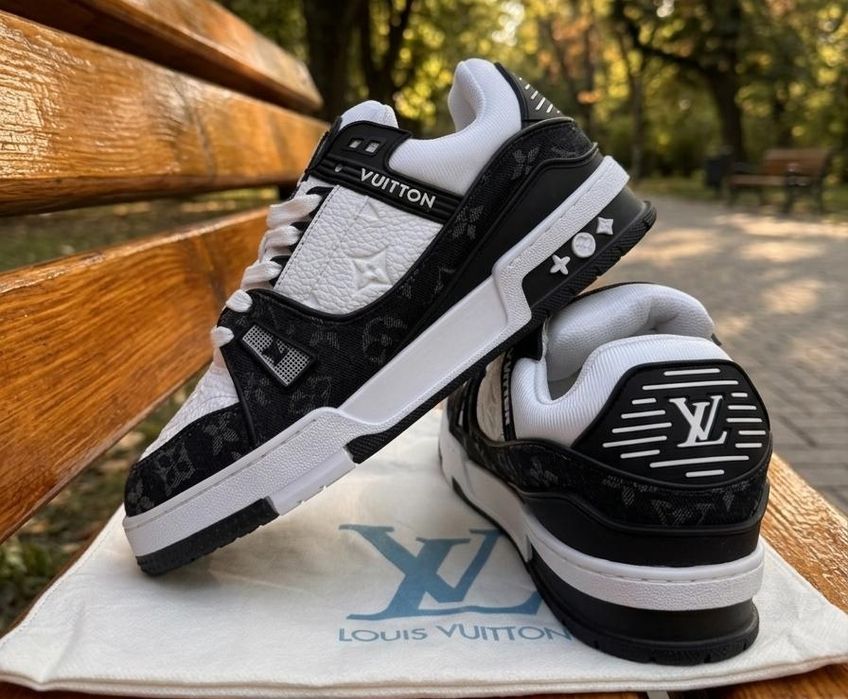 Adidasi Louis Vuitton LV Trainer Negru Alb - Calitate Premium