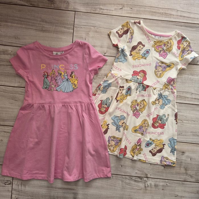 Лот роклички с принцеси, 104 размер