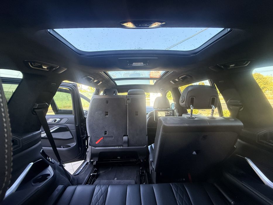 BMW X7 M50d | 400 CP | M Sport | Individual | Full Black | 7 Locuri | TVA Deductibil