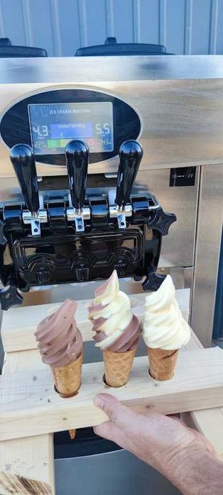 Mașină de înghețată profesională – Performanță și profit garantat