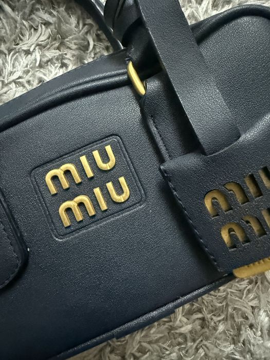 Geanta miu miu