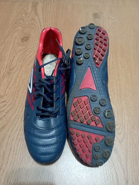 Для игры в футбол