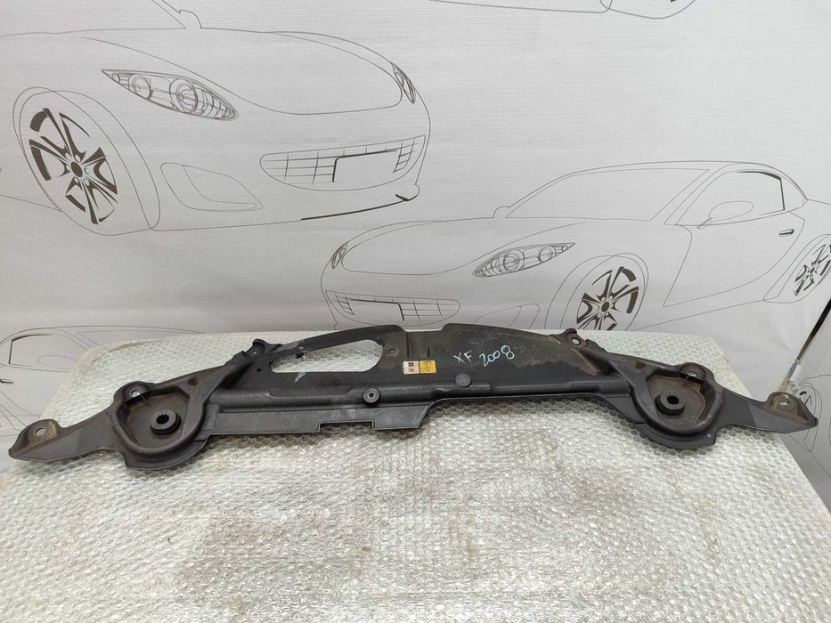 Suport Superior Radiator / Ghidaj Aer Frontal Jaguar XF (X250) 2007–2015 / Cod OEM 8X23-8A303-AD (4D2)