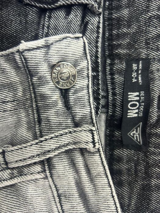 Қара ақ джинсы л