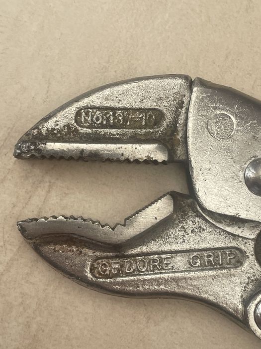 Cleste autoblocant Gedore