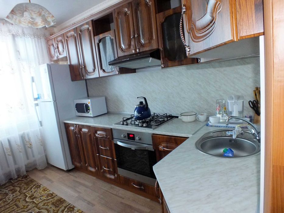Продам двухкомнатную квартиру улучшенной планировки в 7 микрорайоне: 15 900 000 