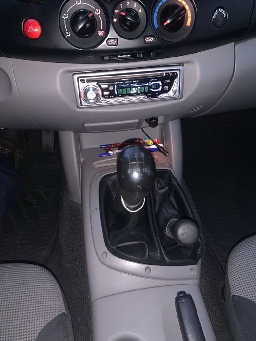 Mitsubishi L200 cabină simplă 4x4 IMPECABIL !!!