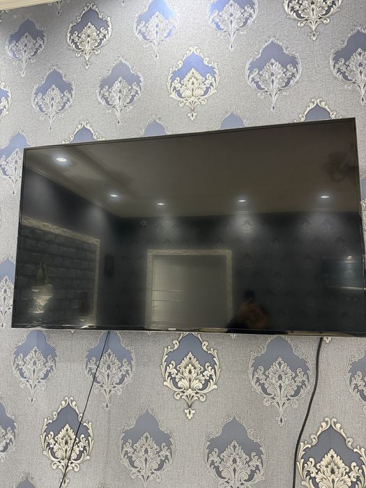 Телевизор Samsung 65”