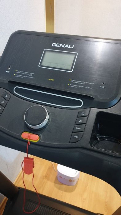 Беговая дорожка GENAU