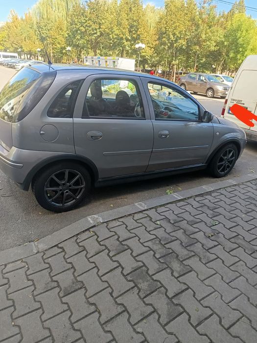 Vând Opel CORSA 1.3 diedel