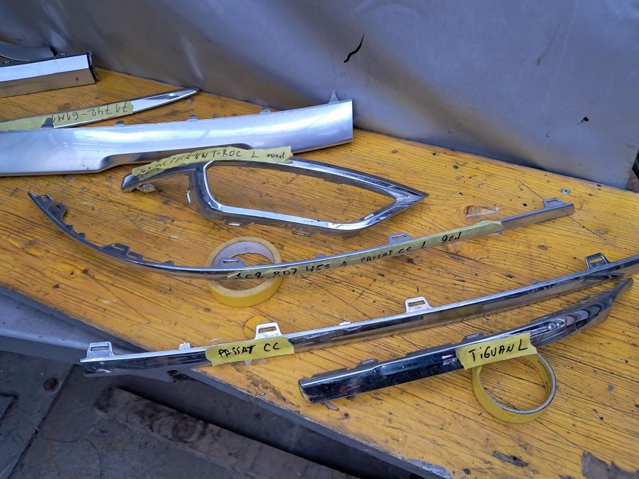 Лайсна хром Hyundai  Santa fe  VW T-'Rok Passat CC  Tiguan 2016/23г