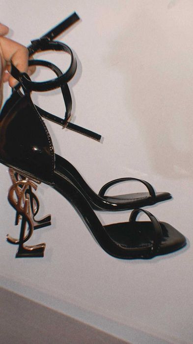 Туфли YSL каблук