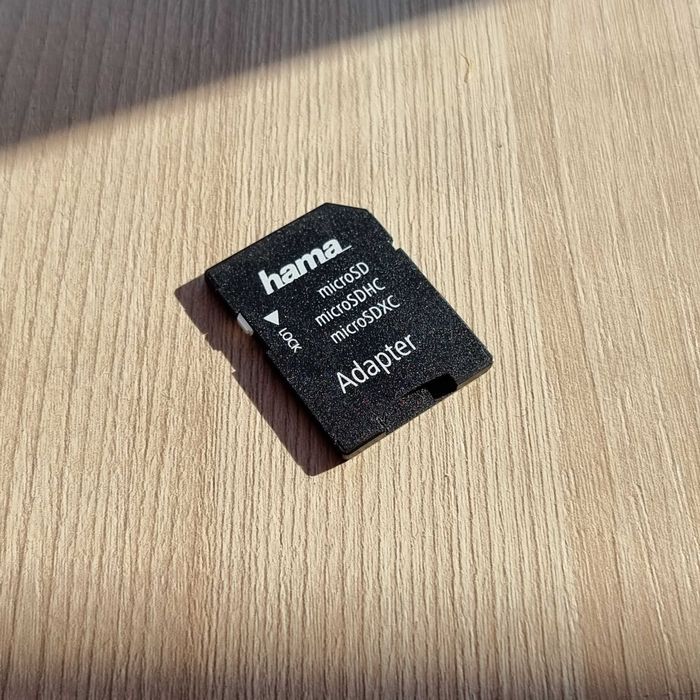 Adaptor SD pt card memorie microSD SDHC SDXC