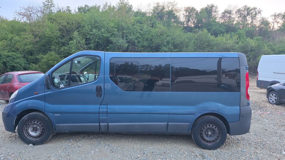 Opel vivaro motor 2.5