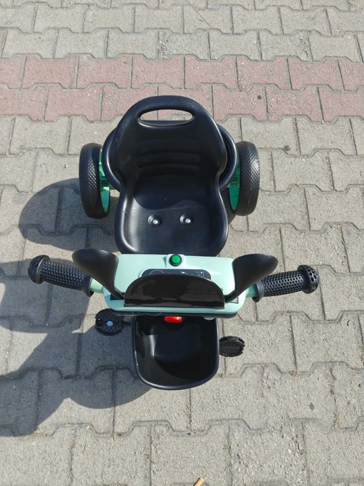BYOX Триколка TWIDDLE зелен