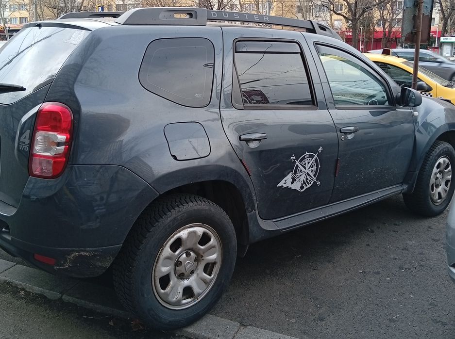 Duster Dacia 1.6 gpl 4×4 6 trepte