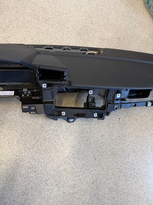 Plansa bord audi a3 8y