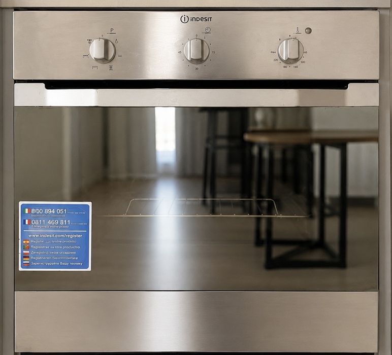Электрический духовой шкаф Indesit