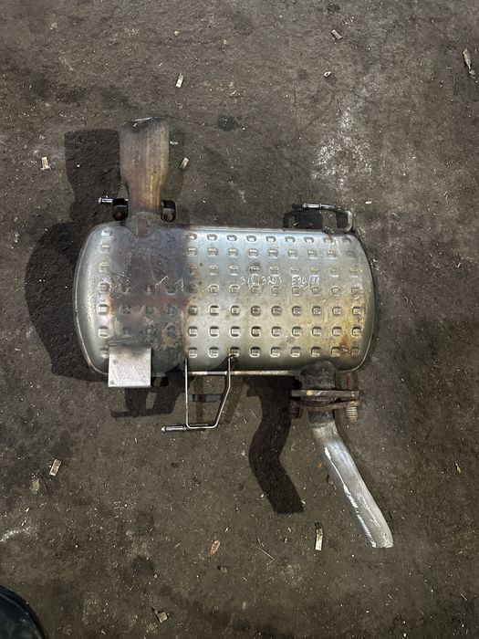 Оригинално край о гърне БМВ/BMW e90/91 318i/320i