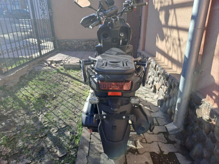 Скутер "Танк" 150см³