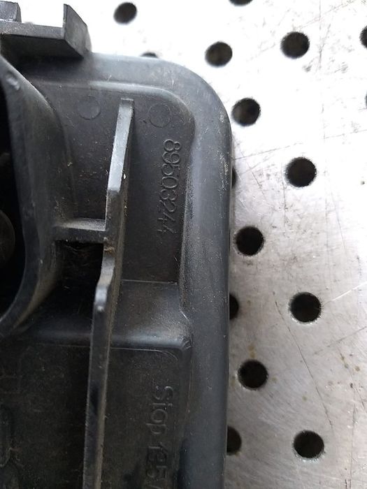 Soclu stop dreapta nissan qashqai j10 89503244