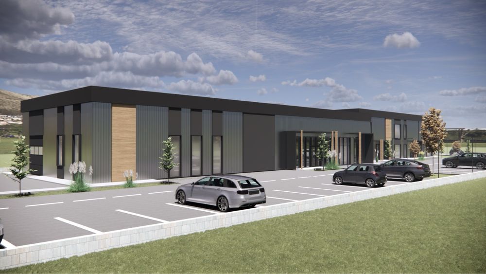 Inchiriez spatii comerciale , spartii depozitare , cladiri noi