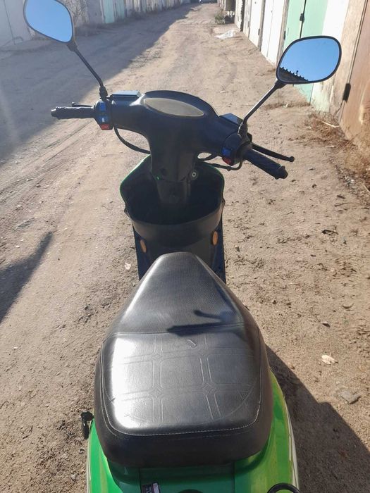 Продам мопед китаец