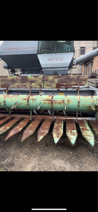 Продам Комбайн Нива Эффект 2011 год