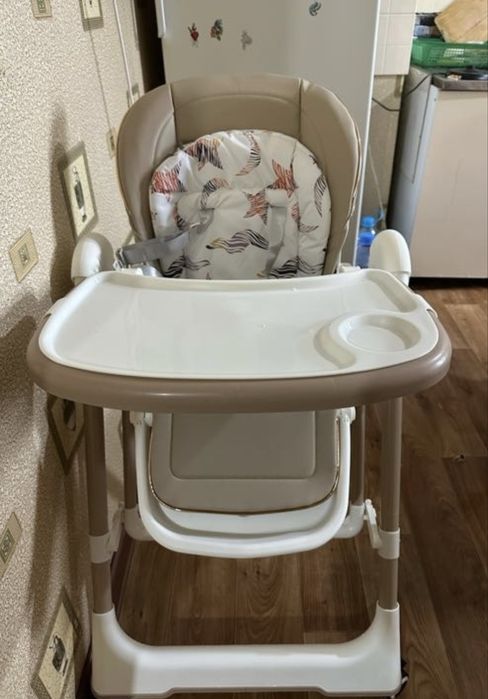 Продам стульчик для кормления