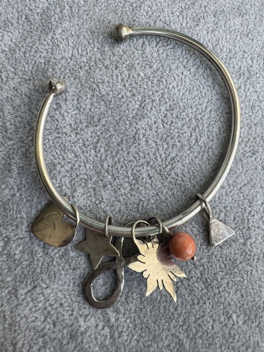 Bratara din argint cu charmuri