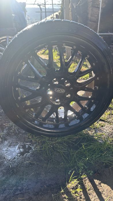 Джанти с зимни и летни гуми 5х100/17