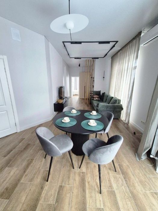 Сдается Таунхаус в центре города! Яккасарайский район!