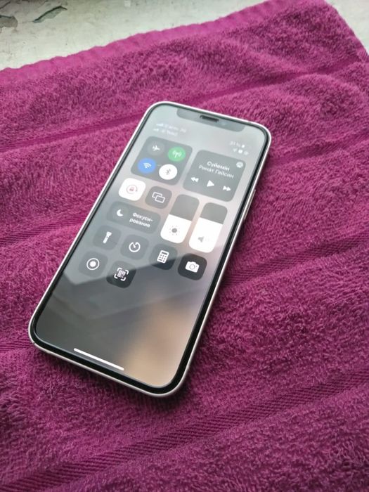 Продам Iphone 12 mini