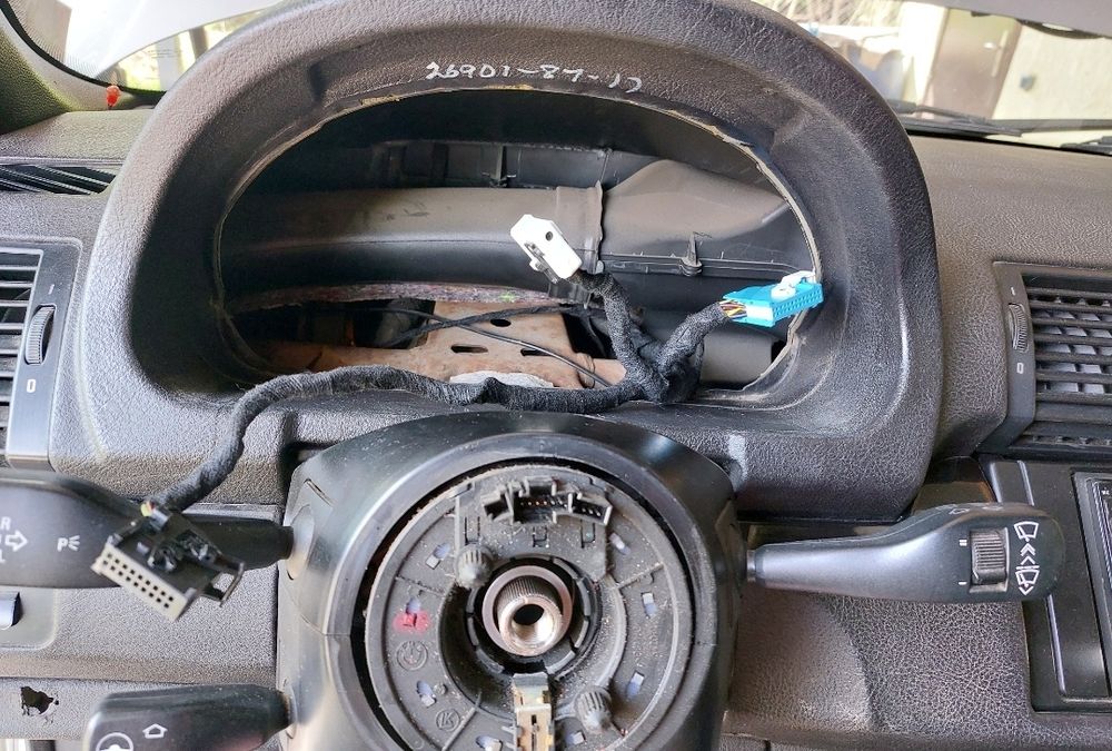 Дооснащение приборной панелью High BMW E38/E39/E53