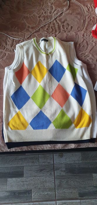 vând 4 veste pt.bărbați