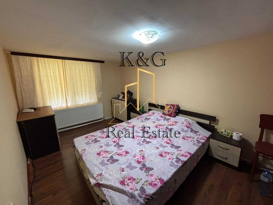 Продава се Къща в с. Осенец, Област Разград - 90 кв.м за 737 €/кв.м - Снимка #4