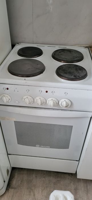 Продам электроплиту с самовывозом