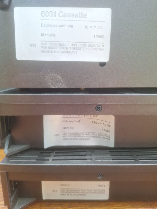 Sistem audio stereo Schneider
