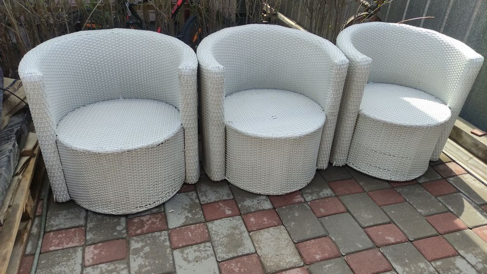 Продам кресла из ротанга