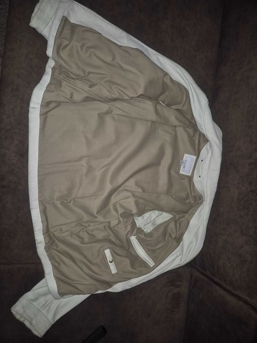 Кожено бяло яке !!!