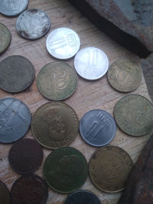 Monede românești și straine