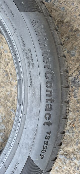 2 anvelope iarna,ca si noi Continental 235/50/20,dot 2022.Pret/buc