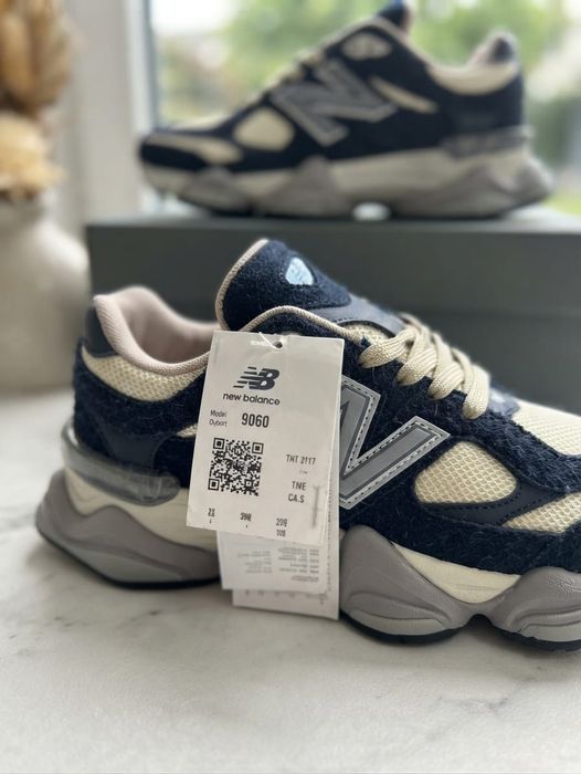 Adidasi New Balance 9060 Albastru Bleumarin Dark Blue
