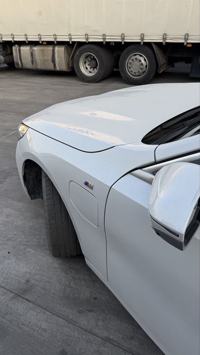 BMW i5 40L 4 oy 2025 yil