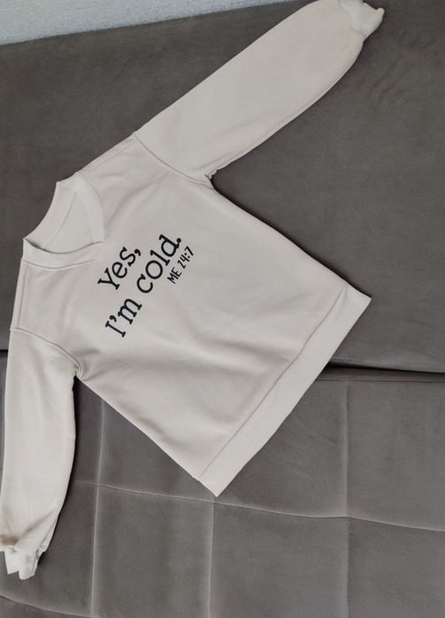 Продается кофта теплая