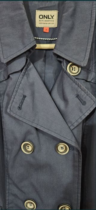 Trench pentru dama