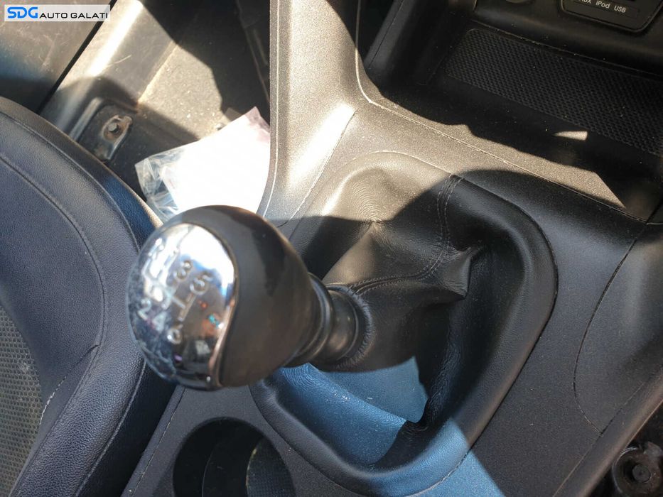 Nuca cu Manson cu Uzura Cutie Manuala 6 Trepte cu Uzura Hyundai ix35 2009 - 2015 [Q1530]