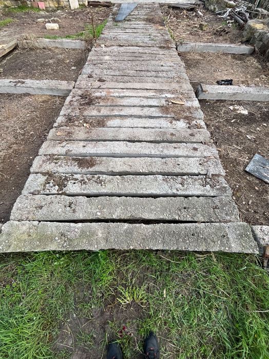 Бетонни траверси