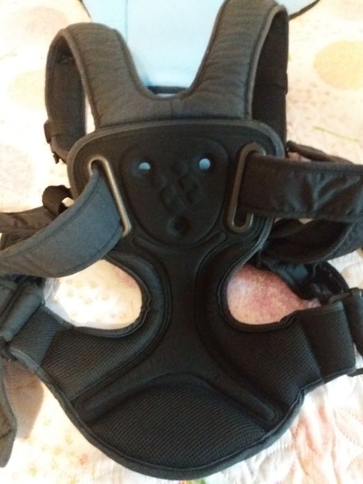 Ергономична раница, кенгуро чико chicco бебеносене